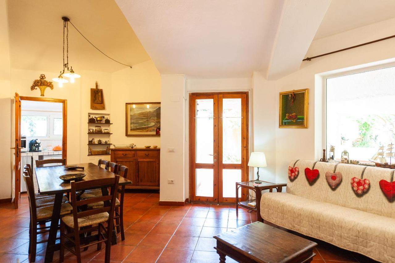 Guest House Villa Verde - Short Term Room Rentals Torre delle Stelle Luaran gambar